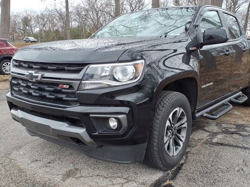 Used 2021 Chevrolet Colorado Z71 w/ Safety Package image 12