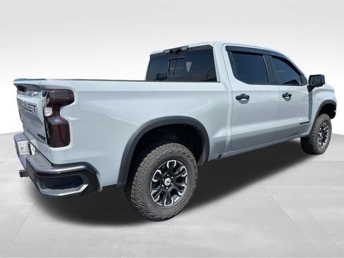 Used 2024 Chevrolet Silverado 1500 ZR2 w/ Technology Package AWD/4WD image 7