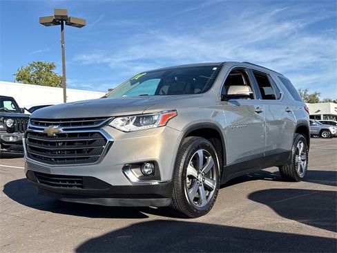 Used 2019 Chevrolet Traverse LT w/ LT Premium Package image 10