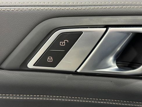 Certified 2026 BMW X5 xDrive40i w/ Premium Package image 25