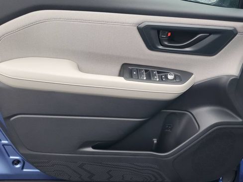 Certified 2026 Subaru Forester Premium AWD/4WD image 8