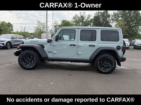 Used 2023 Jeep Wrangler Unlimited w/ Sun & Screen Package AWD/4WD image 2