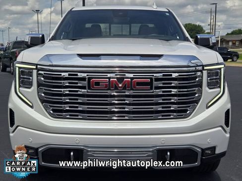 Used 2024 GMC Sierra 1500 Denali w/ Technology Package AWD/4WD image 8