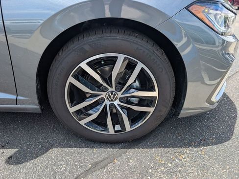 New 2025 Volkswagen Jetta SE image 24