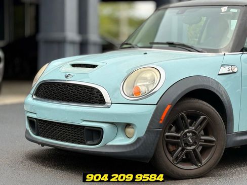 Used 2013 MINI Cooper S FWD image 2