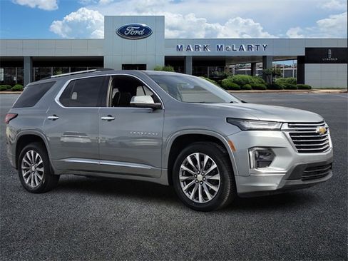 Used 2023 Chevrolet Traverse Premier image 7