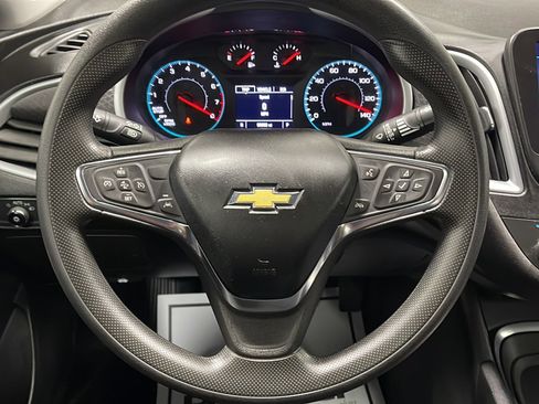 Used 2023 Chevrolet Malibu LT FWD image 23