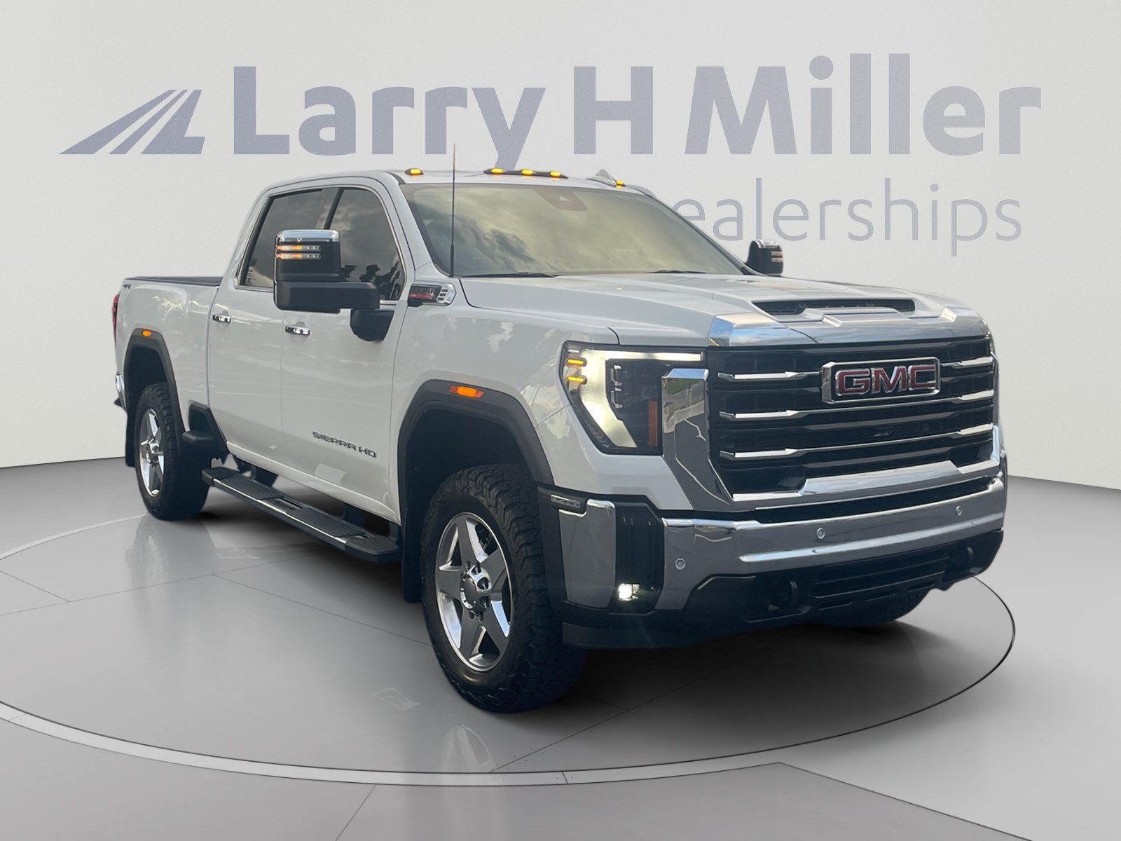 Used 2024 GMC Sierra 3500 SLT w/ SLT Convenience Package AWD/4WD image 7