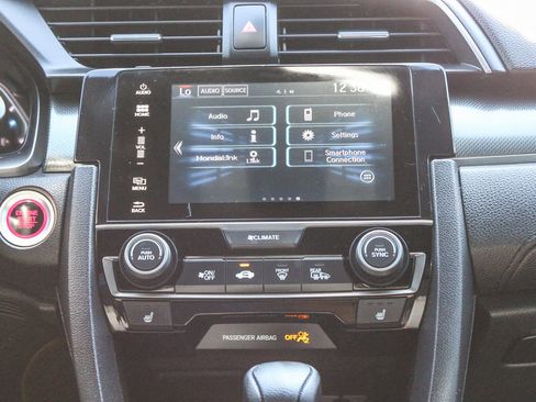 Certified 2018 Honda Civic EX image 13
