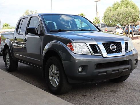Used 2019 Nissan Frontier SV w/ Value Truck Package AWD/4WD image 14