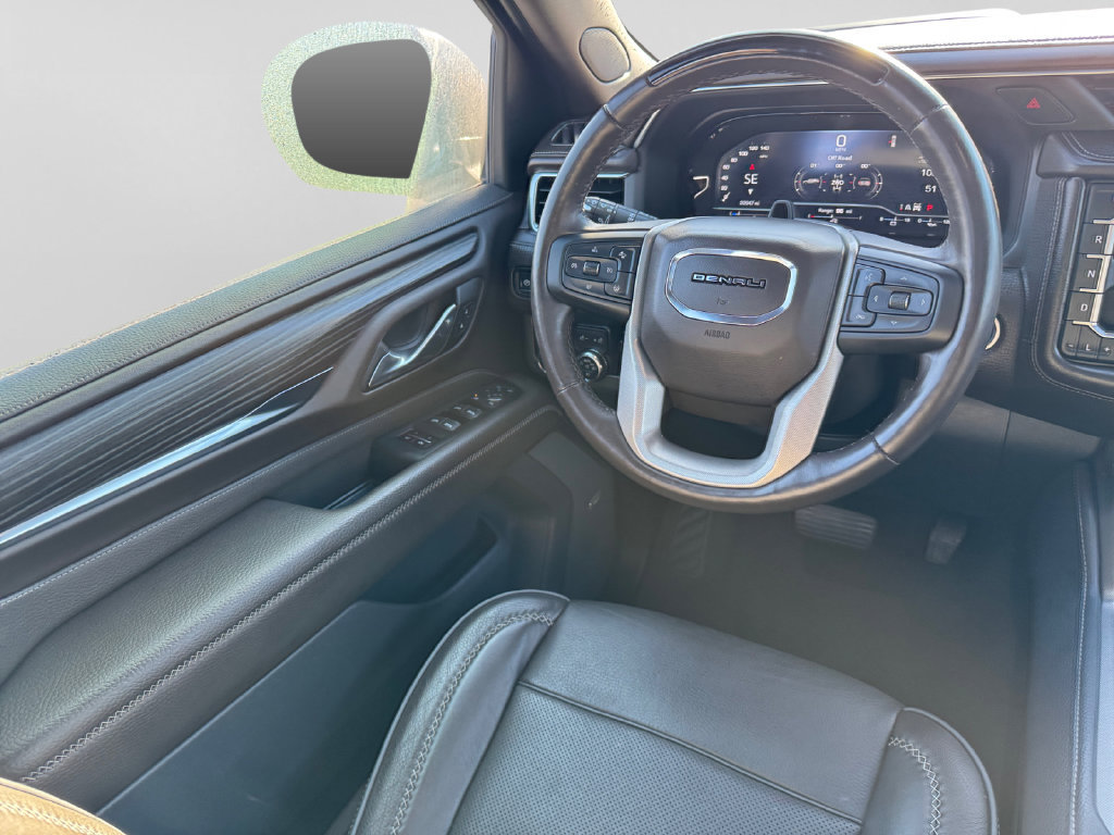 Used 2023 GMC Yukon Denali w/ Denali Reserve Package AWD/4WD image 21
