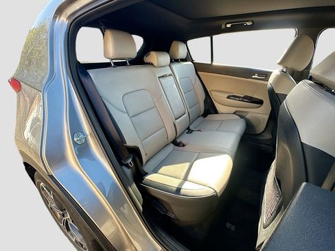 Certified 2020 Kia Sportage SX image 28