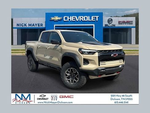 Used 2024 Chevrolet Colorado ZR2 w/ Technology Package AWD/4WD image 1