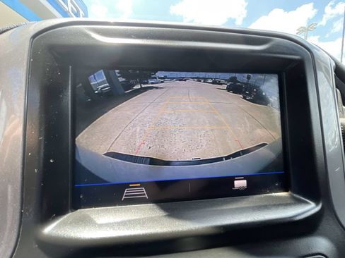Used 2020 Chevrolet Silverado 2500 W/T w/ WT Convenience Package AWD/4WD image 15