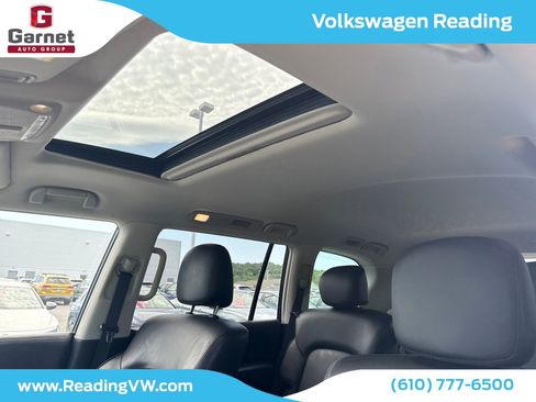 Used 2023 Nissan Armada SL w/ Captain's Chairs Package AWD/4WD image 12