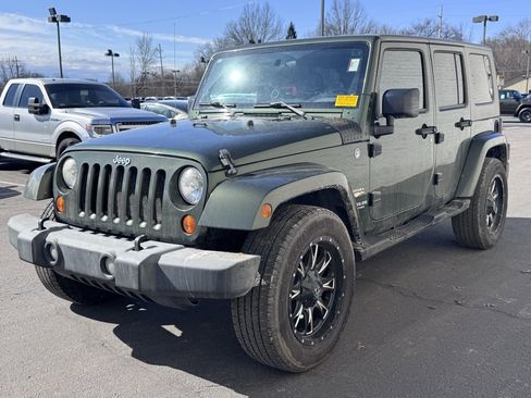 Used 2007 Jeep Wrangler Unlimited Sahara image 3
