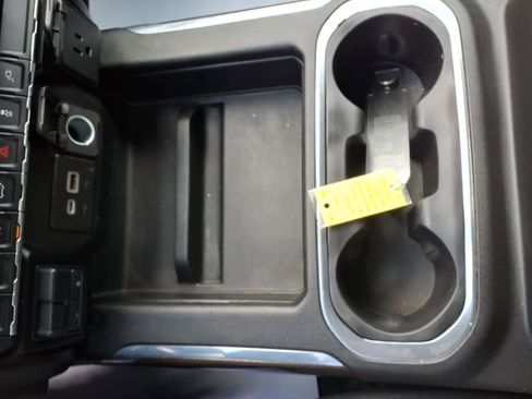 Used 2021 Chevrolet Silverado 1500 LT Trail Boss w/ Convenience Package II image 25