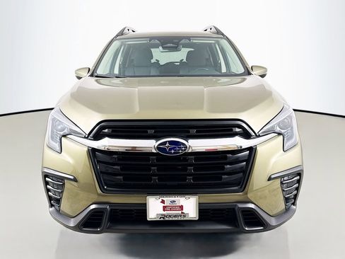 Used 2023 Subaru Ascent Premium w/ Convenience Package image 2
