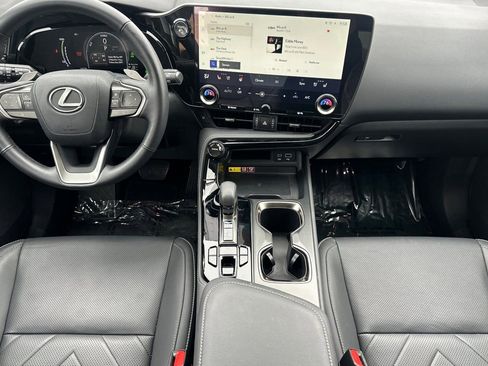 Used 2024 Lexus NX 450h+ AWD w/ Luxury Package image 15