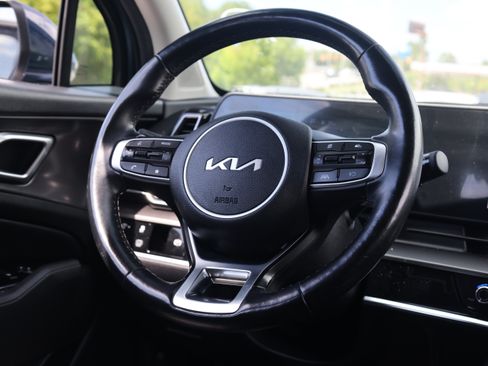 Used 2023 Kia Sportage EX AWD/4WD image 7