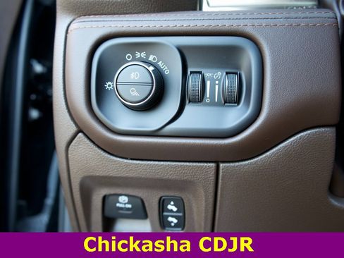 New 2025 RAM 1500 Limited w/ Trailer Tow Group image 9