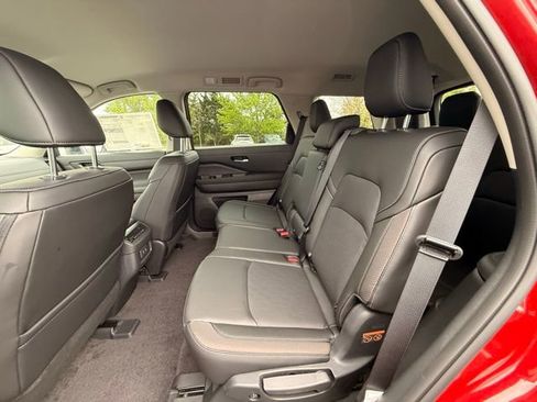 New 2026 Nissan Pathfinder SL AWD/4WD image 14