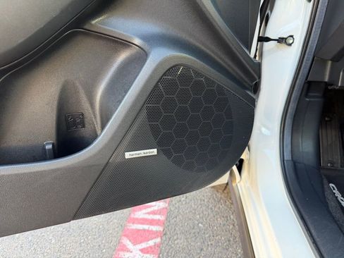 Used 2024 Subaru Crosstrek 2.5i Limited w/ Crosstrek Mirror Package image 14