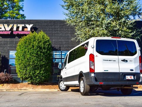 Used 2023 Ford Transit 350 XLT image 14