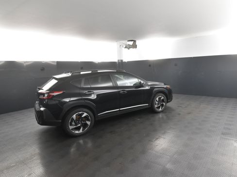 Used 2025 Subaru Crosstrek 2.5i Limited AWD/4WD image 2