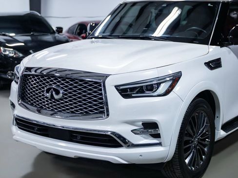 Used 2022 INFINITI QX80 Sensory w/ All-Season Package image 5