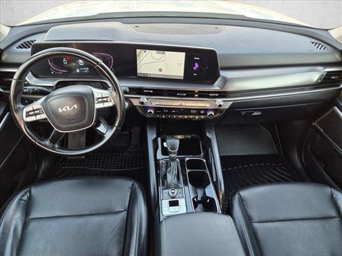 Used 2023 Kia Telluride LX AWD/4WD image 17