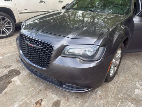 Used 2021 Chrysler 300 S RWD image 1