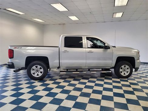 Used 2017 Chevrolet Silverado 1500 LT w/ All Star Edition image 9