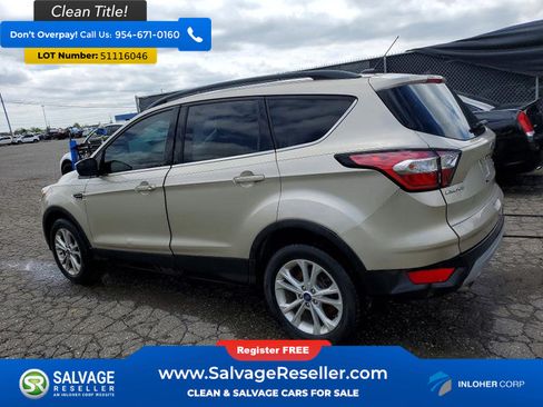 Used 2018 Ford Escape SE FWD image 3