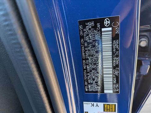 Used 2026 Toyota Prius Plug-In Hybrid image 22