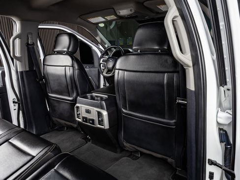 Used 2021 Ford F250 Lariat w/ Lariat Value Package image 30