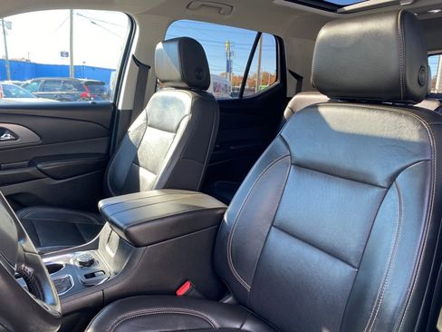 Used 2020 Chevrolet Traverse Premier image 9