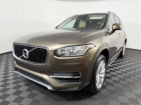 Used 2016 Volvo XC90 T6 Momentum AWD/4WD image 3