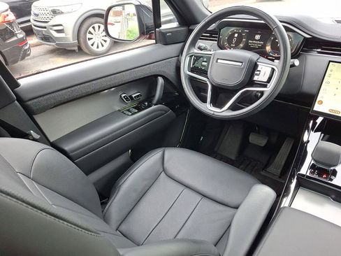 Used 2024 Land Rover Range Rover Sport SE AWD/4WD image 15