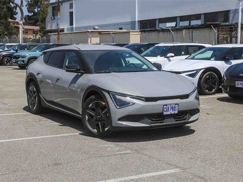 New 2025 Kia EV6 Light image 1