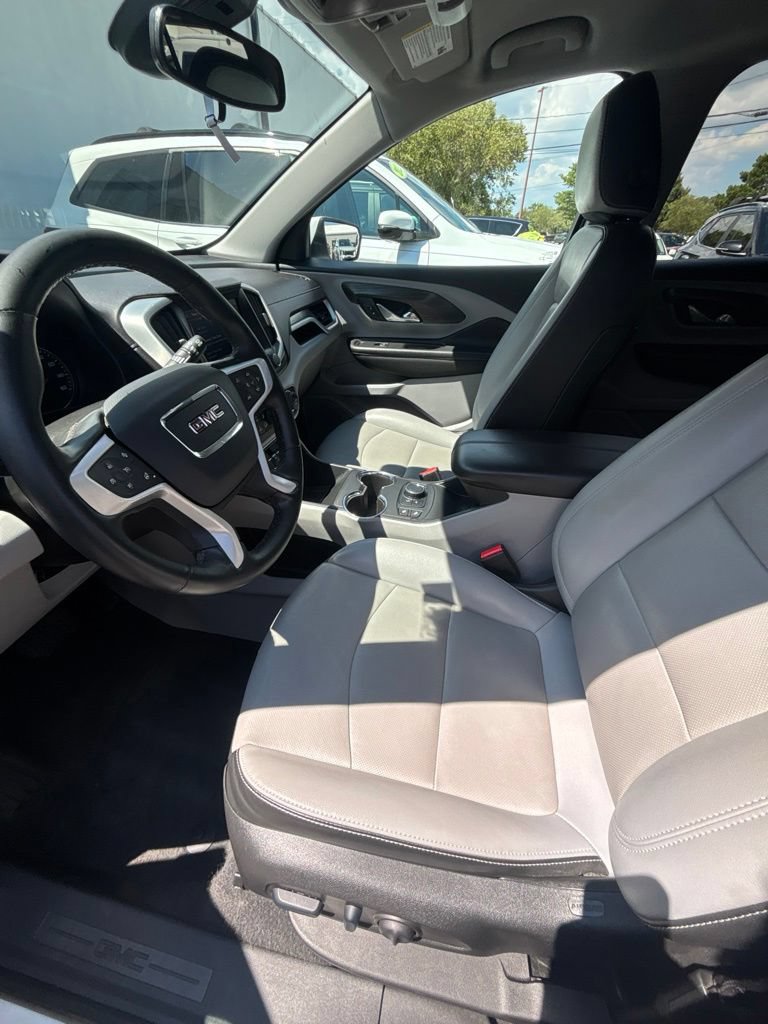 Used 2023 GMC Terrain SLT FWD image 12
