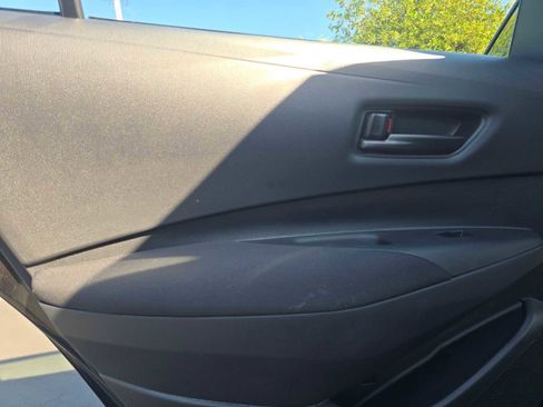 Certified 2025 Toyota Corolla LE image 17