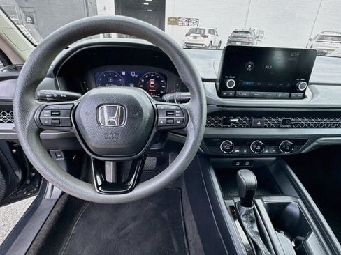 Used 2024 Honda Accord LX image 10