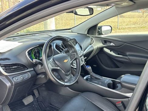 Used 2018 Chevrolet Volt Premier w/ Driver Confidence Package image 12