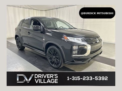 Used 2023 Mitsubishi Outlander Sport LE AWD/4WD image 1
