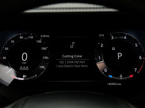 Used 2023 Land Rover Range Rover SV AWD/4WD image 22