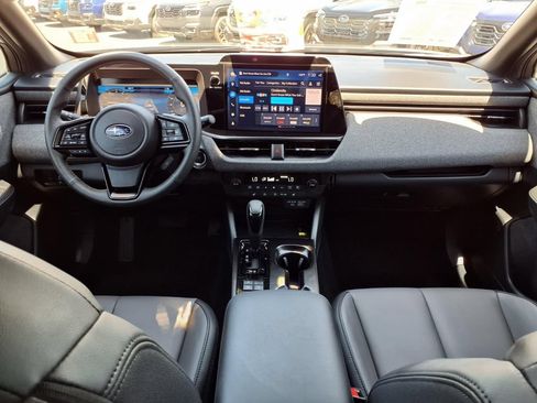 Used 2026 Subaru Outback Premium AWD/4WD image 2