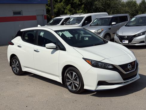 Used 2022 Nissan Leaf S Plus FWD image 2