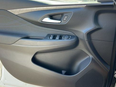 New 2026 Buick Envista Sport Touring w/ Convenience I Package FWD image 24