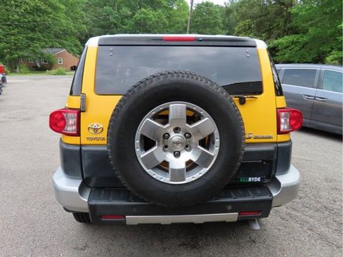 Used 2007 Toyota FJ Cruiser 4WD image 6
